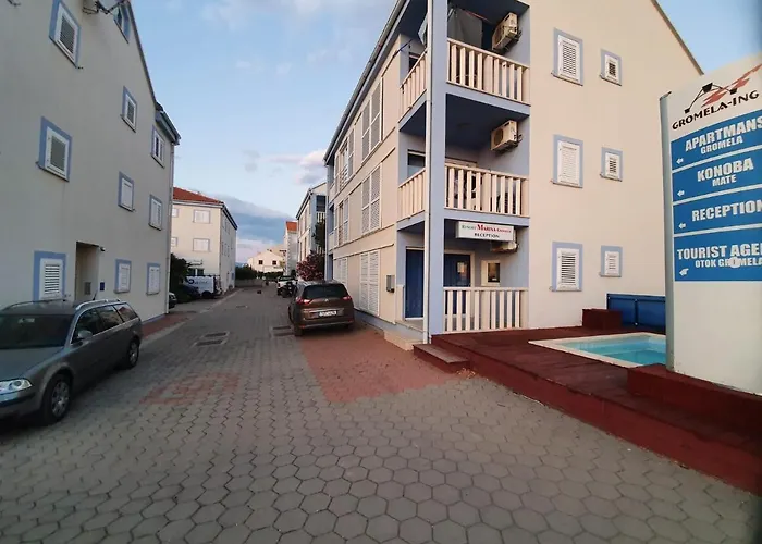 Aparthotel Marina Gromela