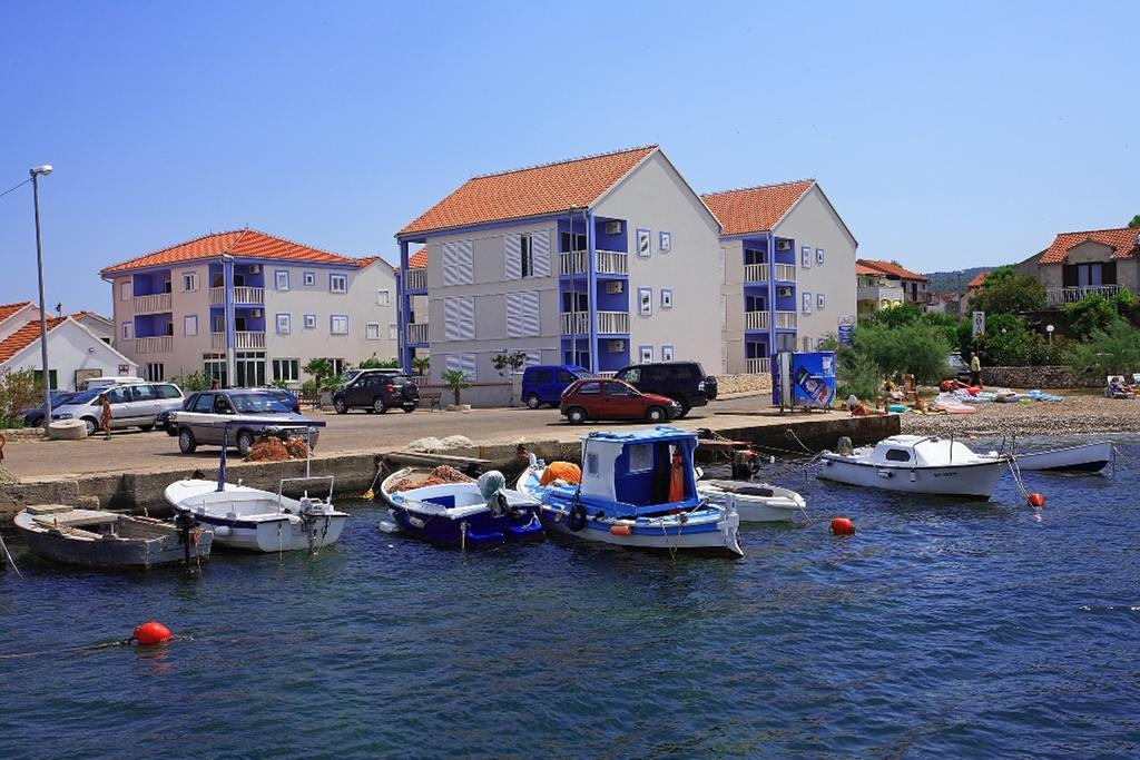 Lägenhet Marina Gromela Mirce